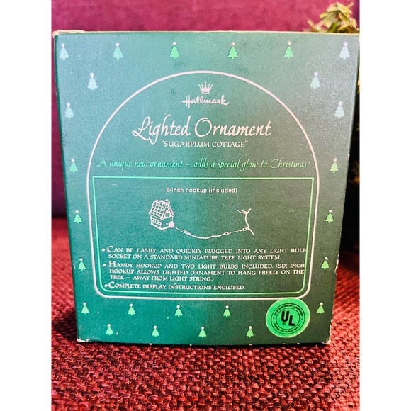 Vintage Hallmark lighted ornament, sugarplum cottage, 1984 - Picture 6 of 6